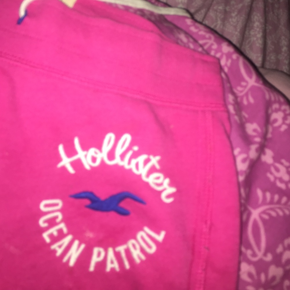 Hollister sweats
