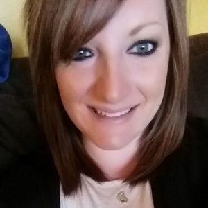 Meet your Posher, Niki