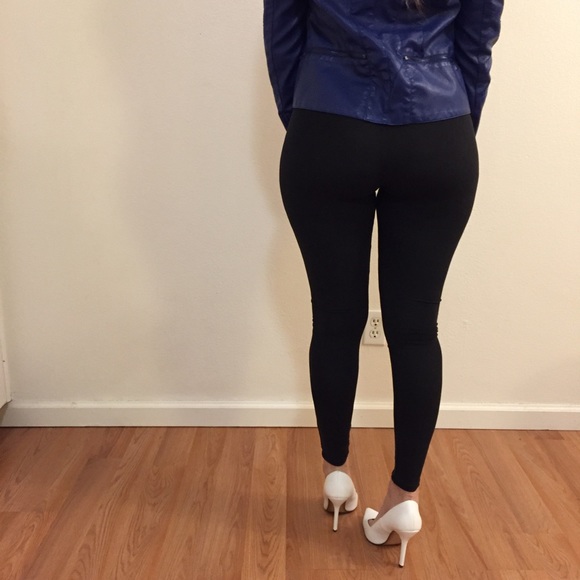 •RESTOCKED• Alexa Black Tank Jumpsuit - Picture 4 of 7