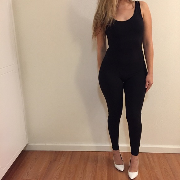 •RESTOCKED• Alexa Black Tank Jumpsuit - Picture 5 of 7