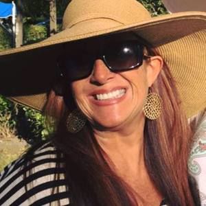 Meet your Posher, Lynn