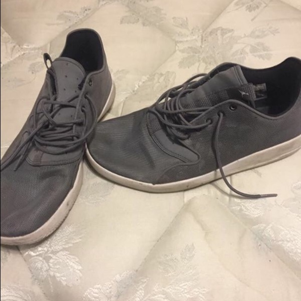 Jordan eclipse - Picture 3 of 4