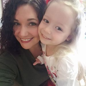 Meet your Posher, Courtnie