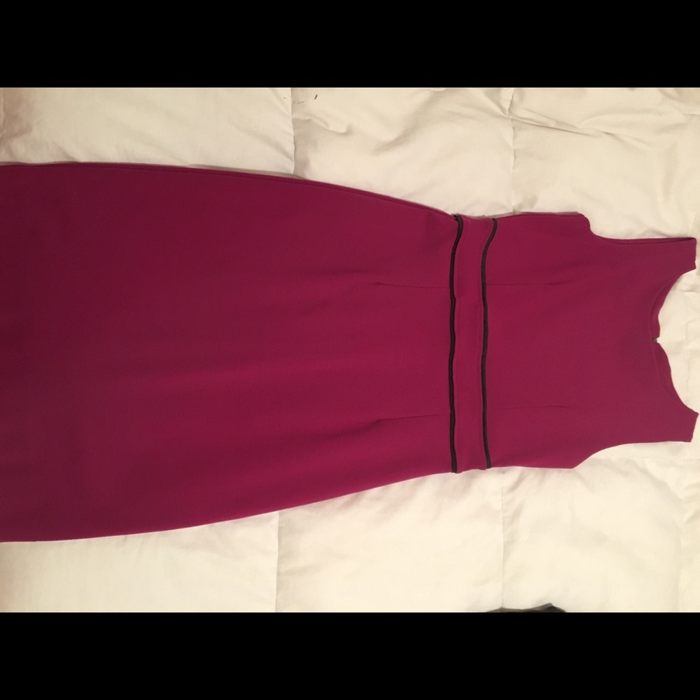 Classic Three Dots Dress-NWOT