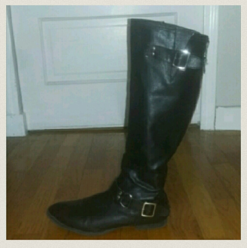 Black Boots