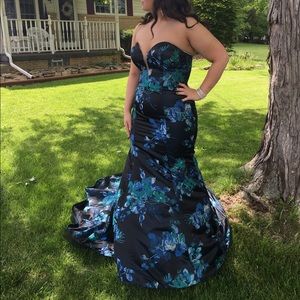 Jovani size 16 prom dress