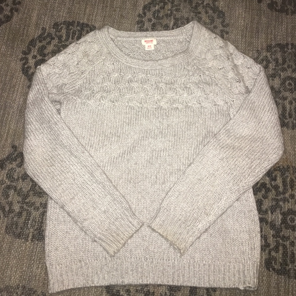 Grey sweater