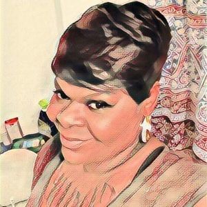 Meet your Posher, Chanel