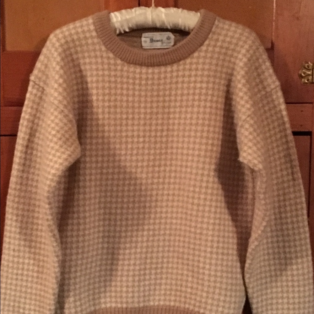 Deans of Scotland 100% Wool Sweater