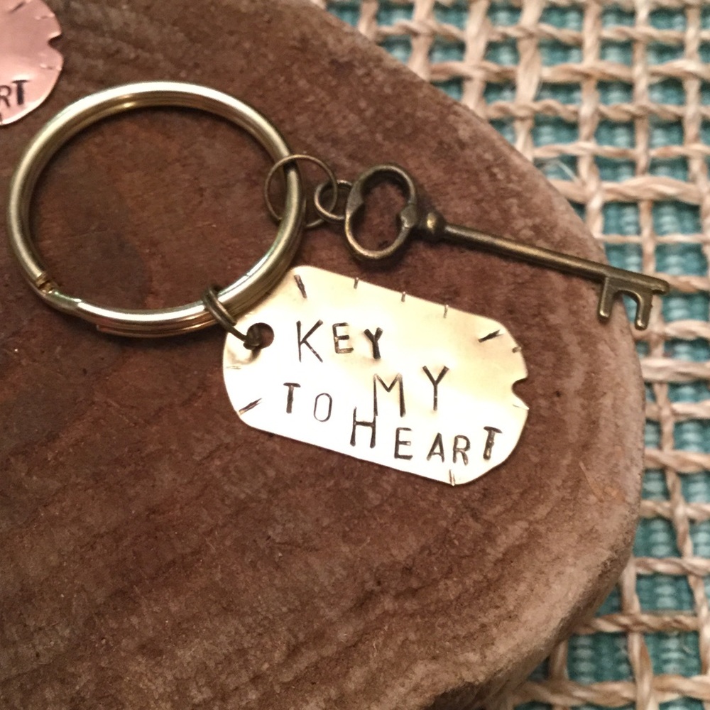 🗝❤️Key to my Heart❤️🗝Key Chain - Picture 3 of 7