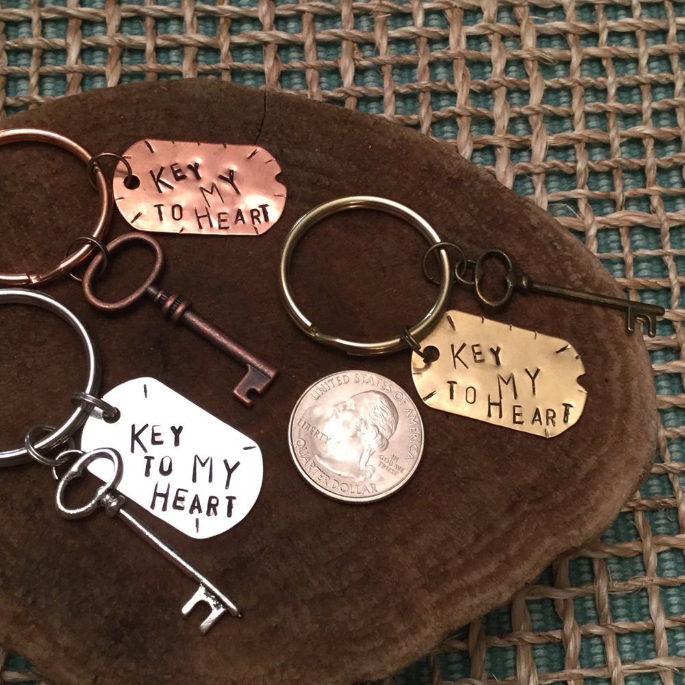 🗝❤️Key to my Heart❤️🗝Key Chain - Picture 4 of 7