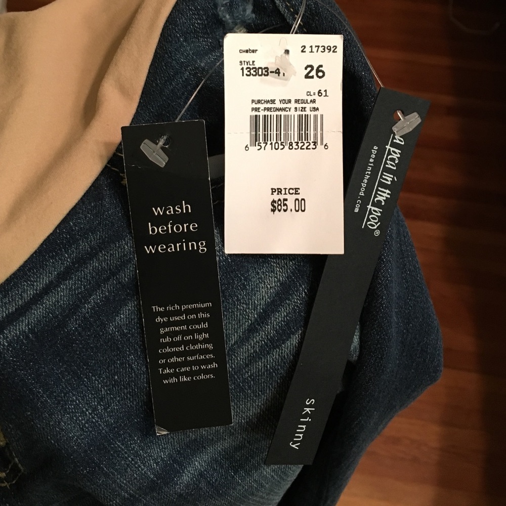 NWT A Pea in the Pod Skinny Jeans