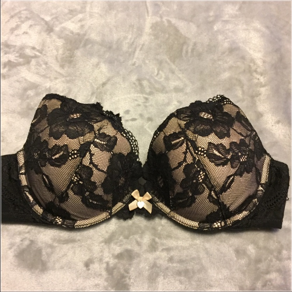 Victoria Secret body by Victoria 34D push up