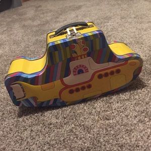 The Beatles Yellow submarine lunch box