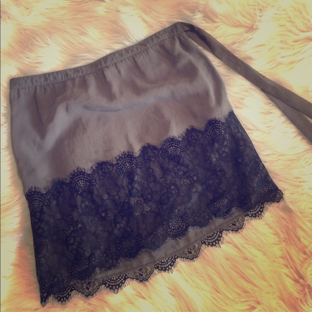 LC Lauren Conrad skirt size 2