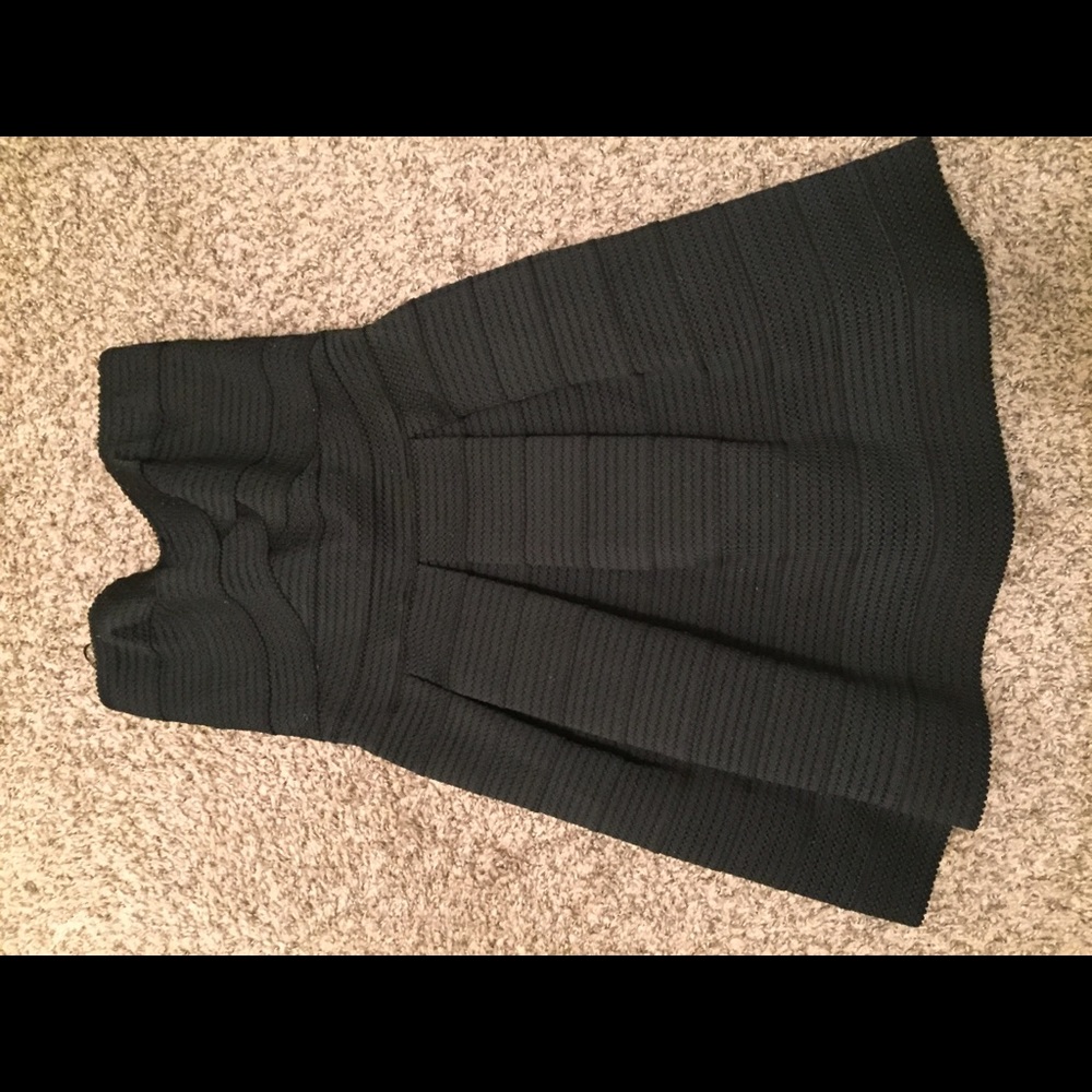 Express Black mid dress 👗