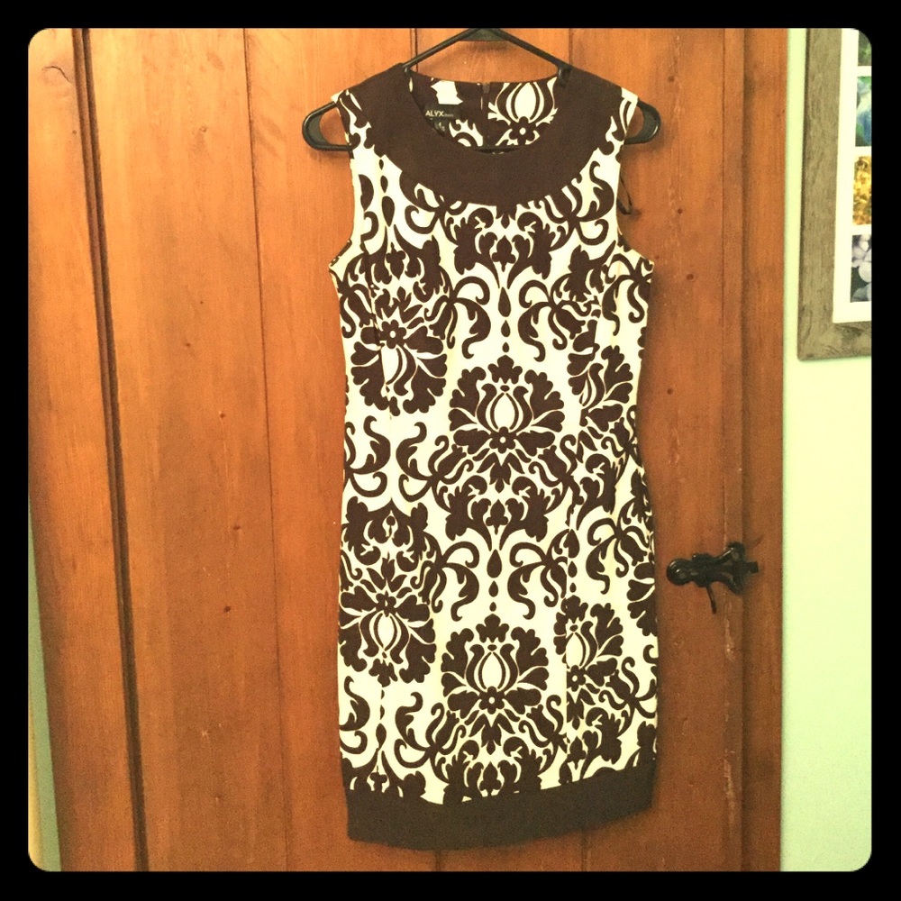 Size 4 retro style dress