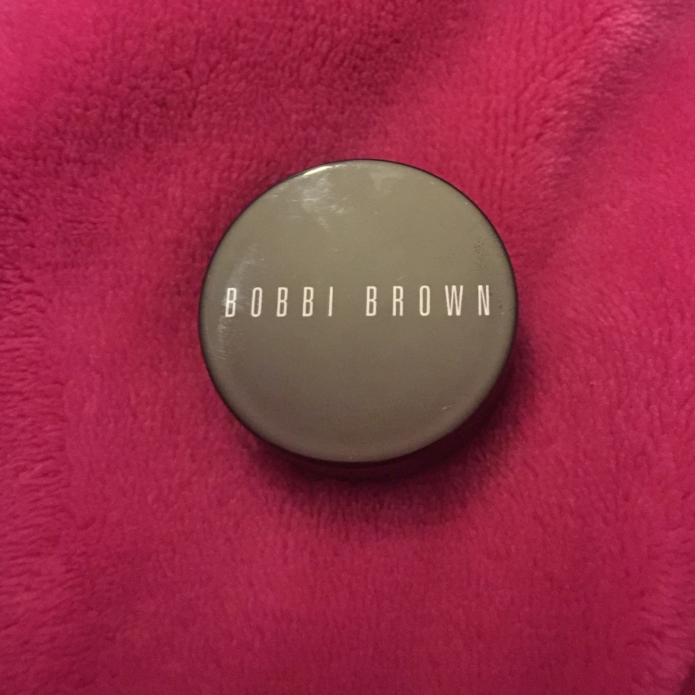 Bobbi Brown Corrector in Bisque
