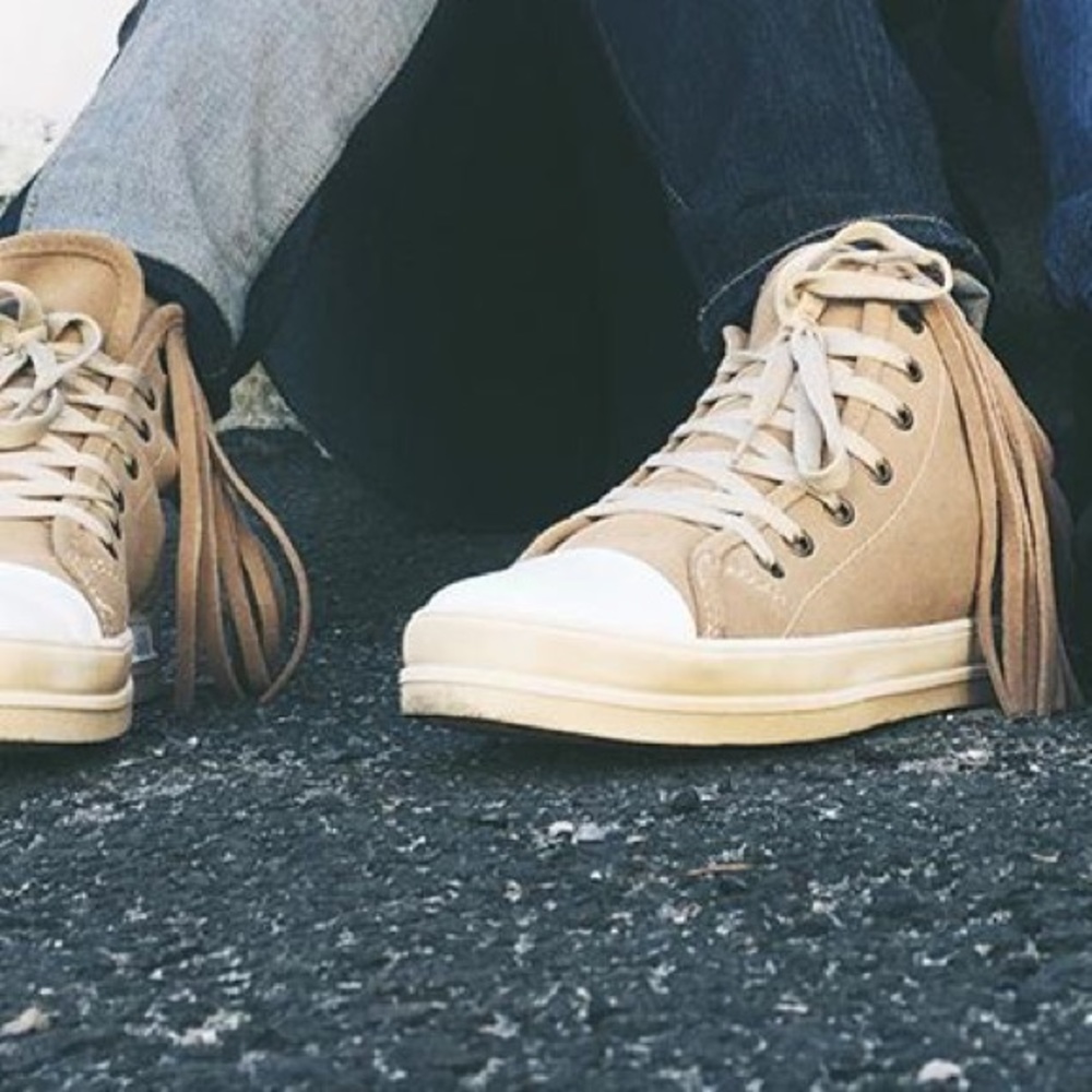 LF FRINGE SNEAKERS NWOT HIGH TOPS