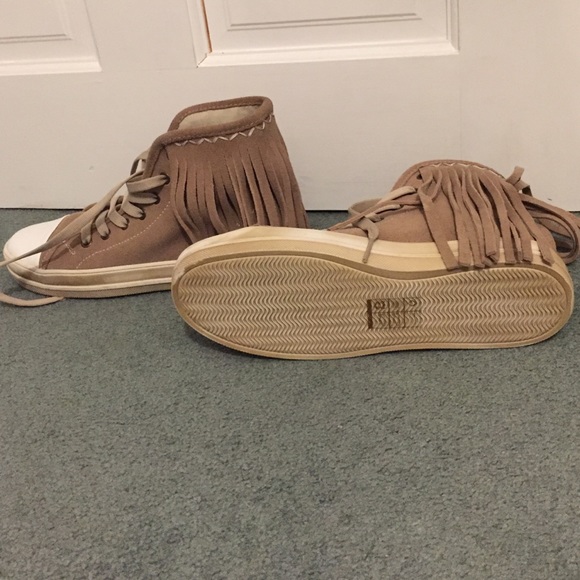 LF FRINGE SNEAKERS NWOT HIGH TOPS - Picture 3 of 4