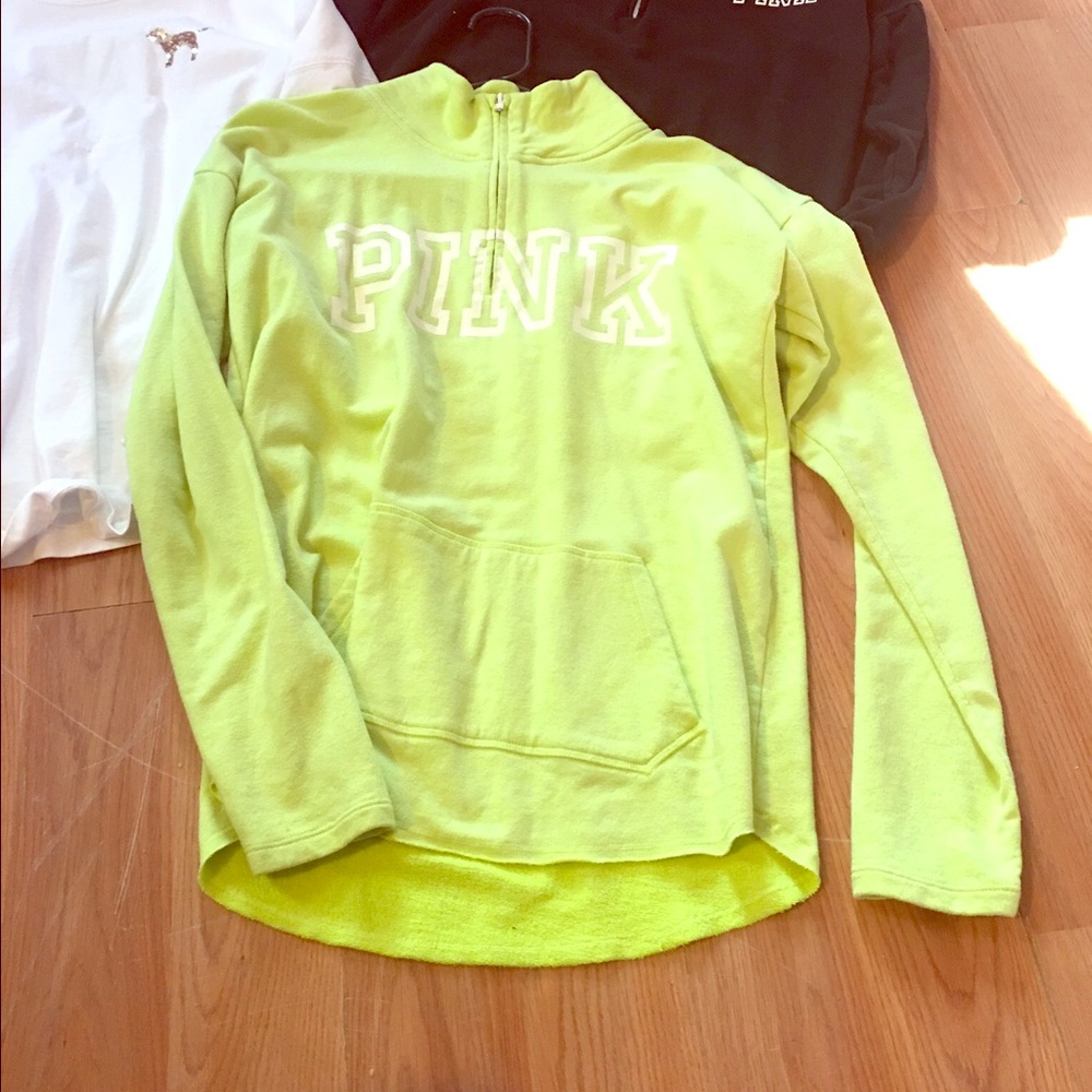 VS PINK CREW
