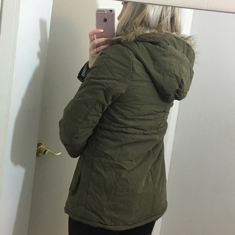 Chic army fleece coat 💚 - Picture 4 of 4