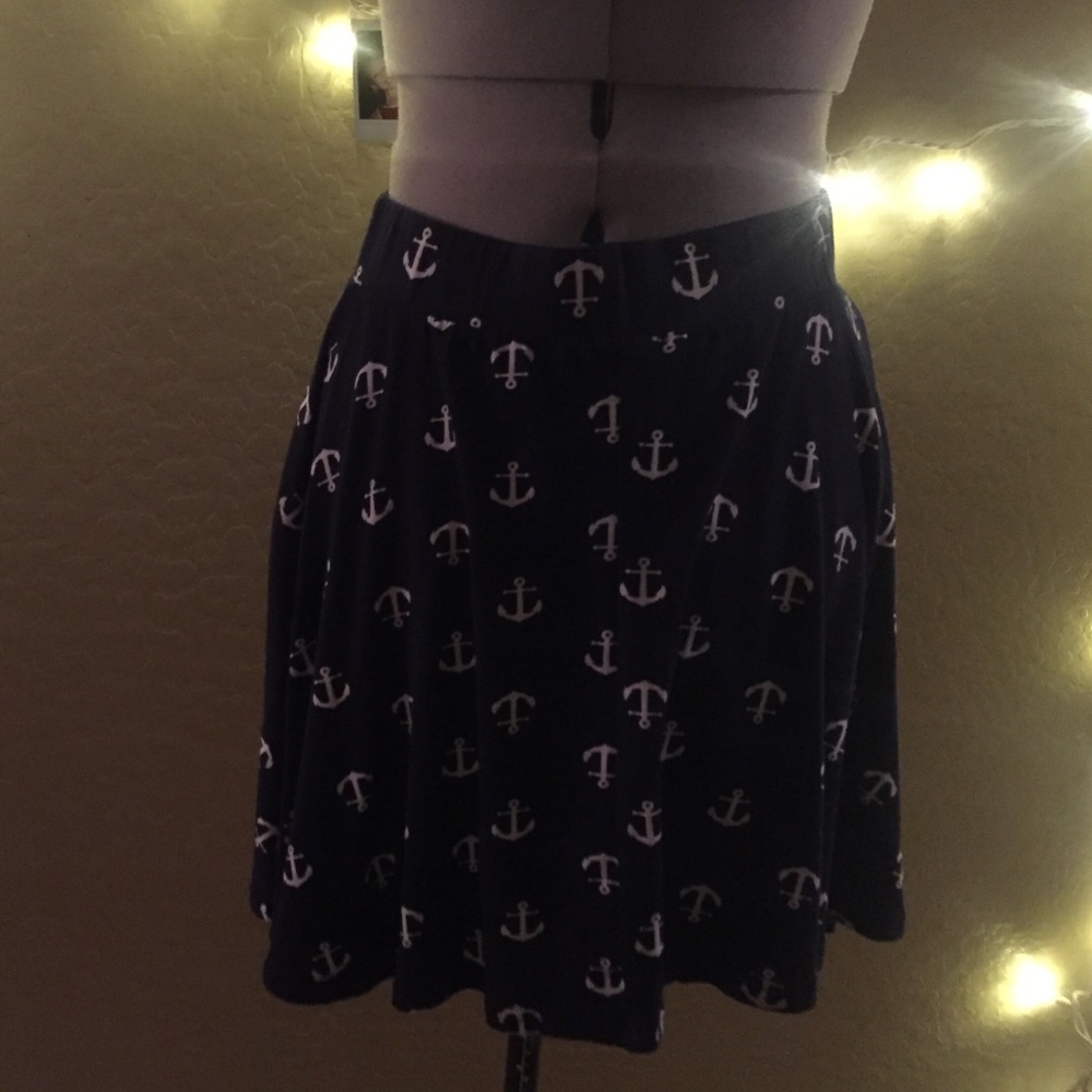 A rue 21 anchor skirt