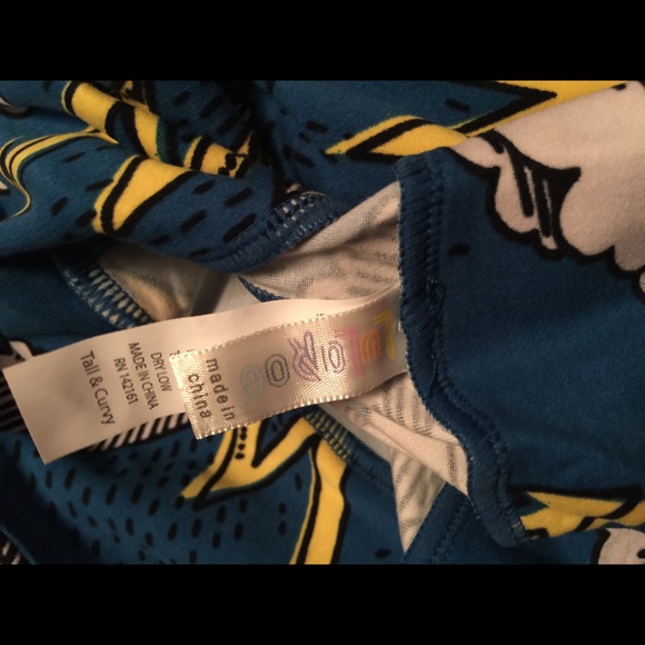 ❌SOLD❌TC storm clouds and lightning leggings NWT - Picture 2 of 3