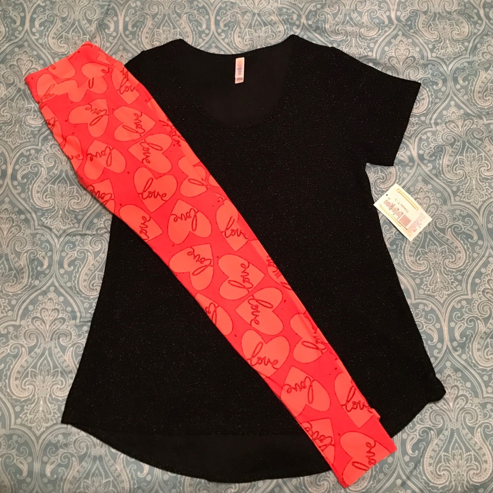 LULAROE valentines leggings OS and Lrg Classic Tee