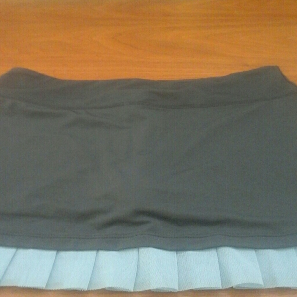 TENNIS SKIRT WITH SHORTS