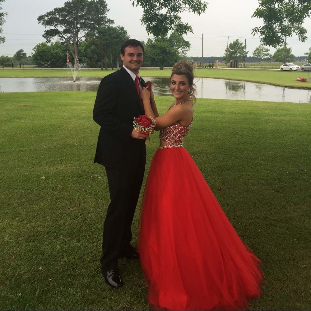 Red Two-Piece Formal/Prom Dress