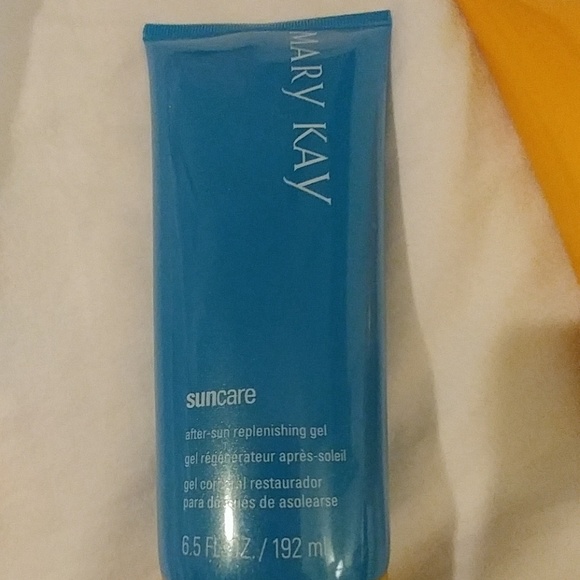 Mary Kay Sun care products - Picture 2 of 3
