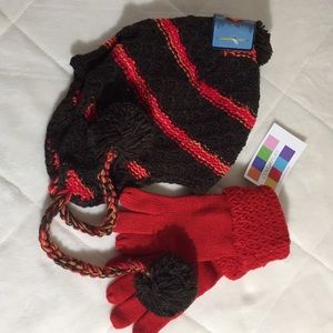 Wigwam Helmet Hat and Colorplay Gloves