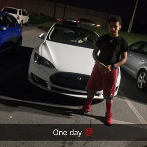 Meet your Posher, Victor