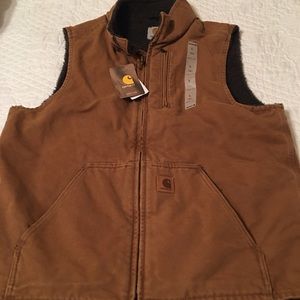 New Carhartt Sherpa Lined vest