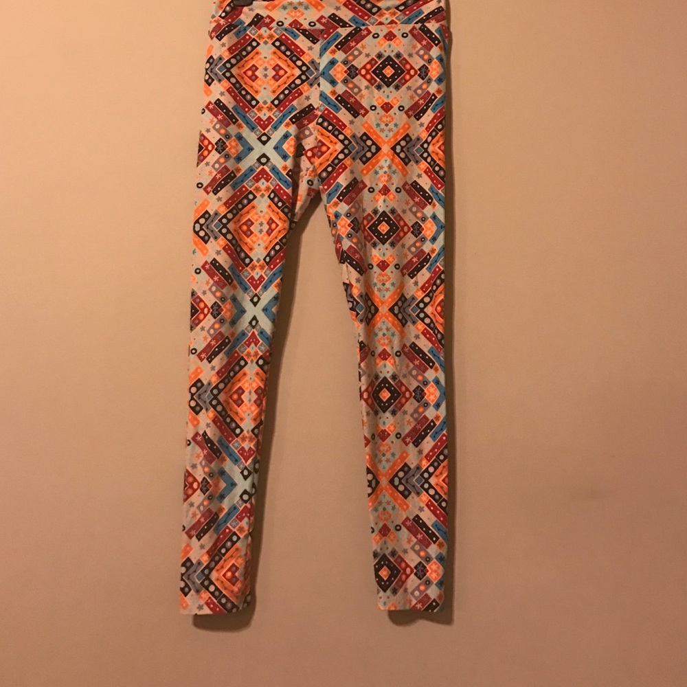 LuLaRoe (OS) leggings