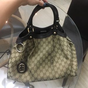Gucci sukey medium handbag