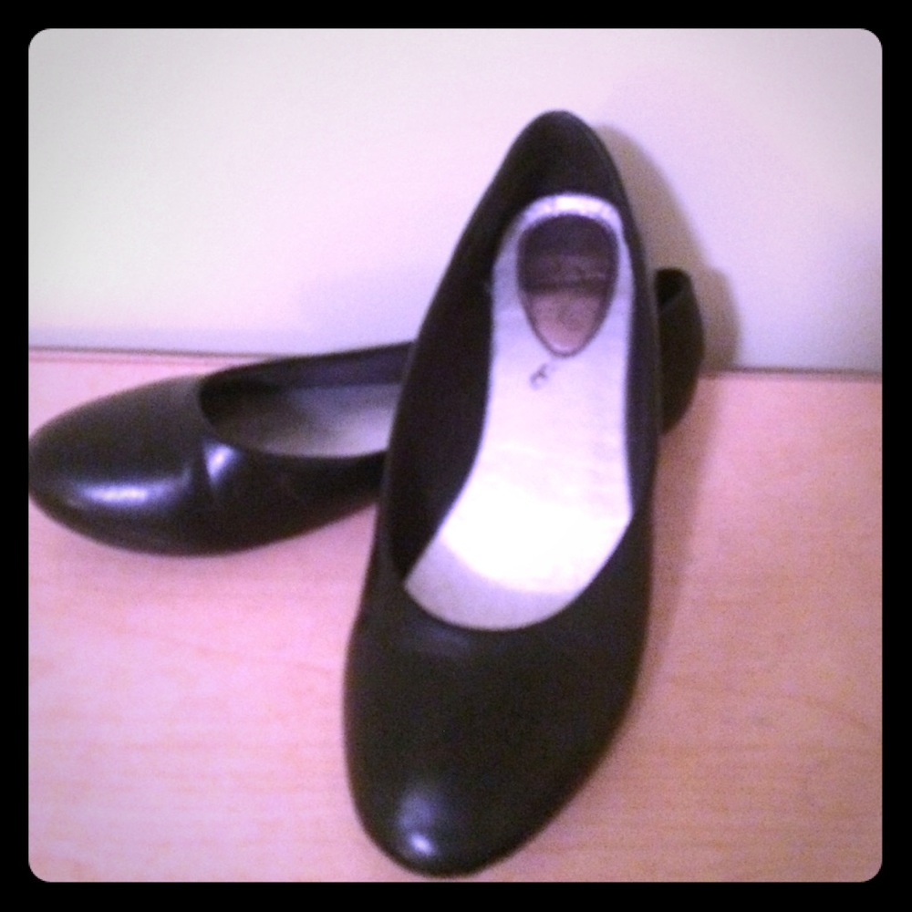 Black flats