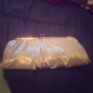 A Brand new Victoria Secret hand bag 🌹👛