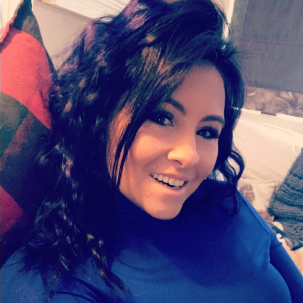 Meet your Posher, Ashley