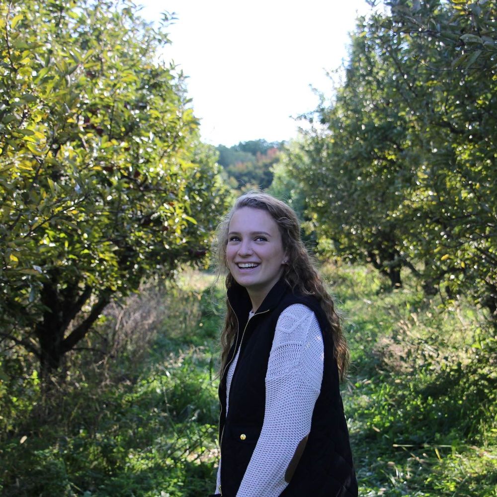 Meet your Posher, Maddie
