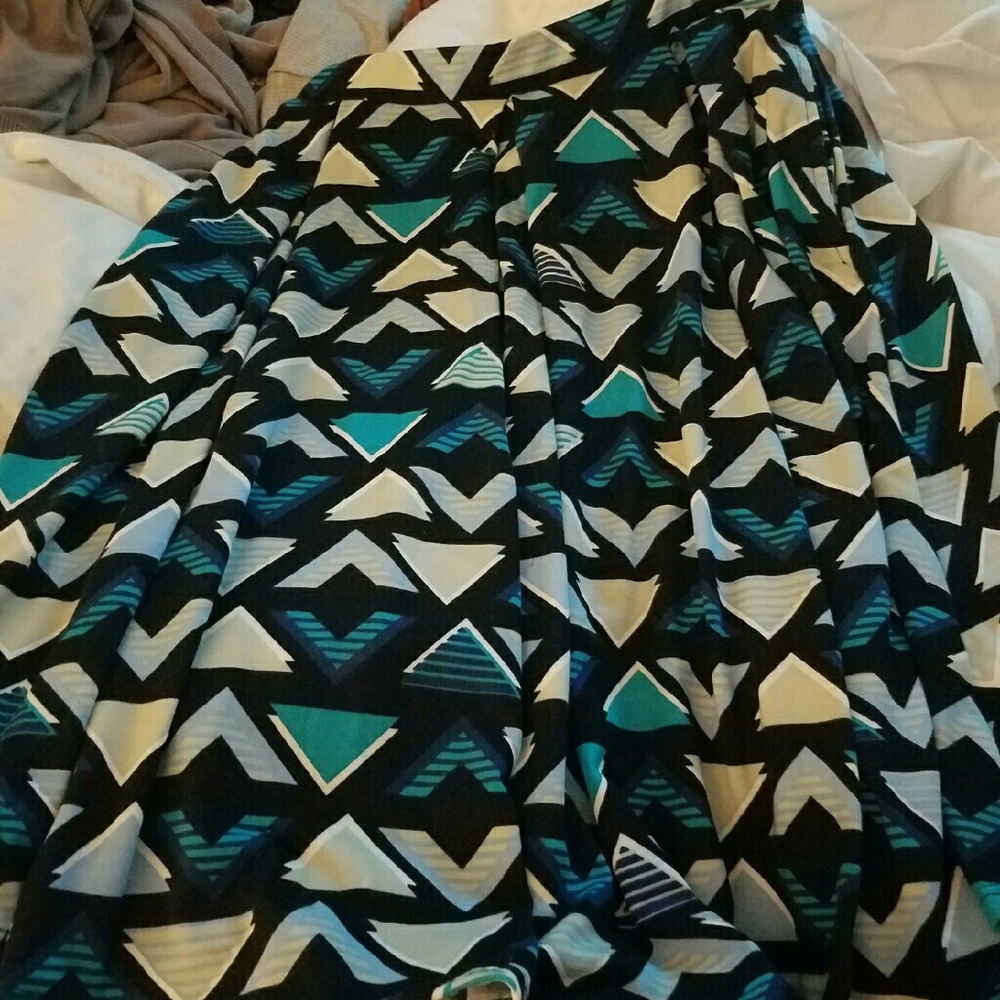 NWT Lularoe Madison skirt