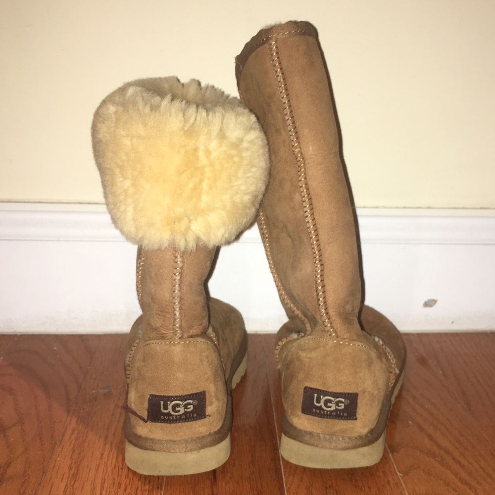 Tan Tall Uggs