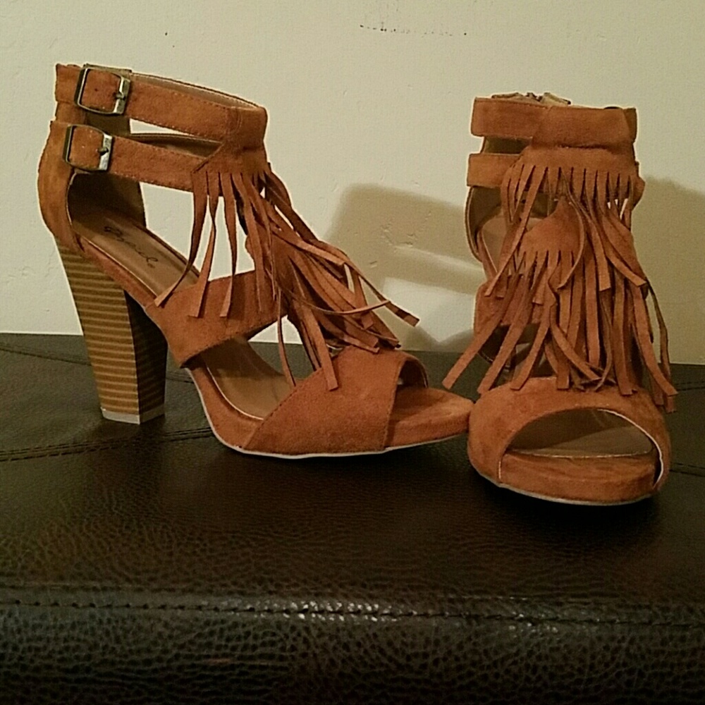 RESERVED FOR FLOWERGIRL1125