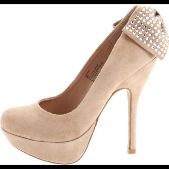 SALE!! Steve Madden Nude parfait Heels w/ bow - Picture 1 of 6