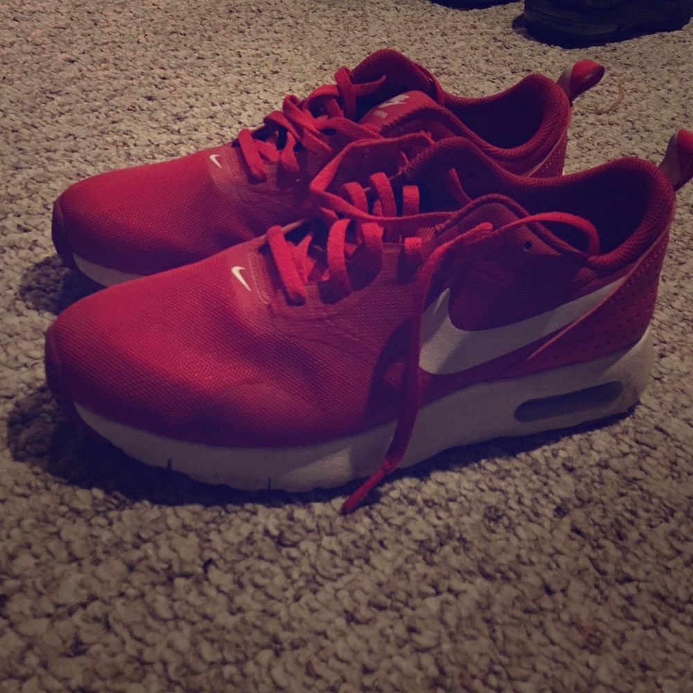 Nike gym shoes
