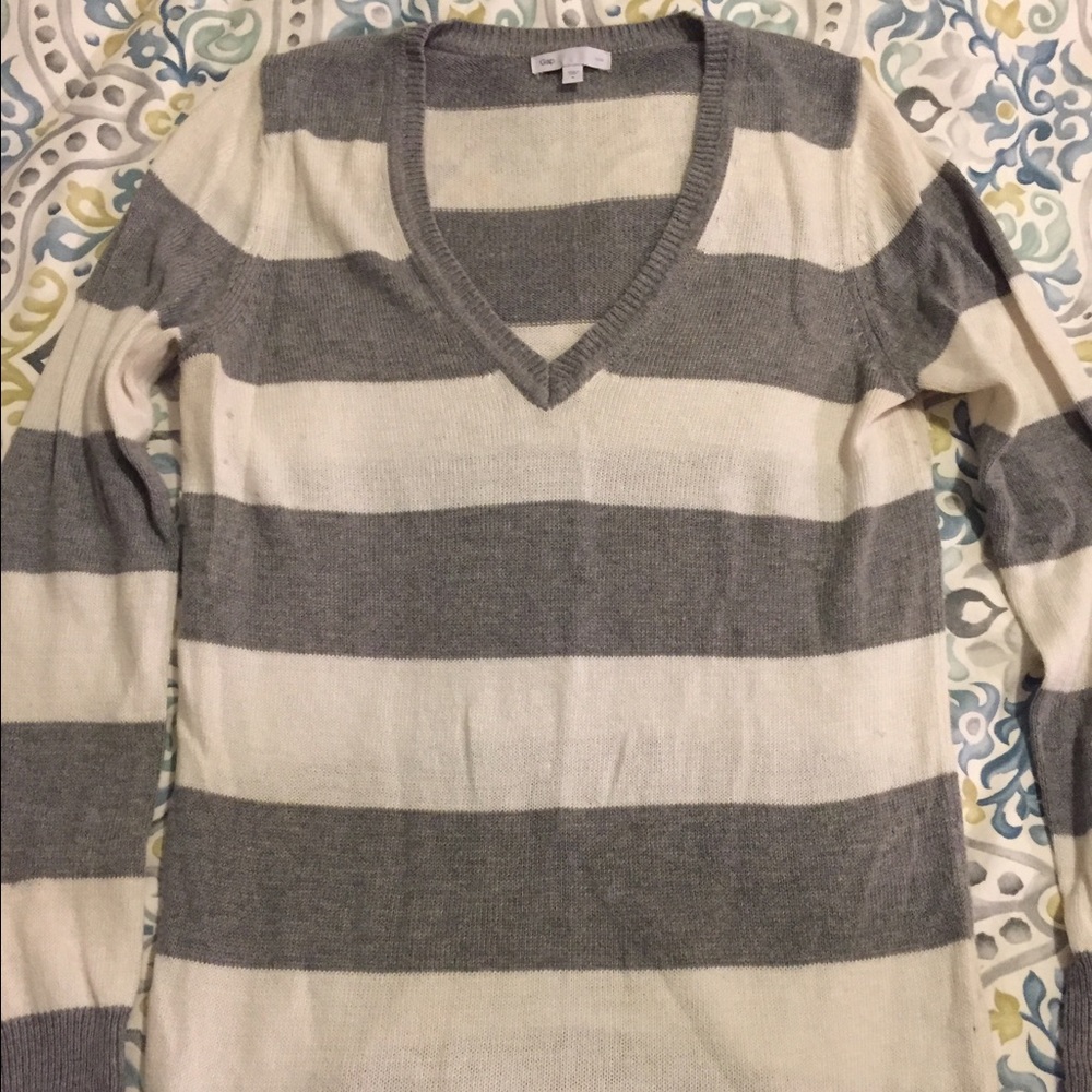 Gap Gray and White Striped Sweater