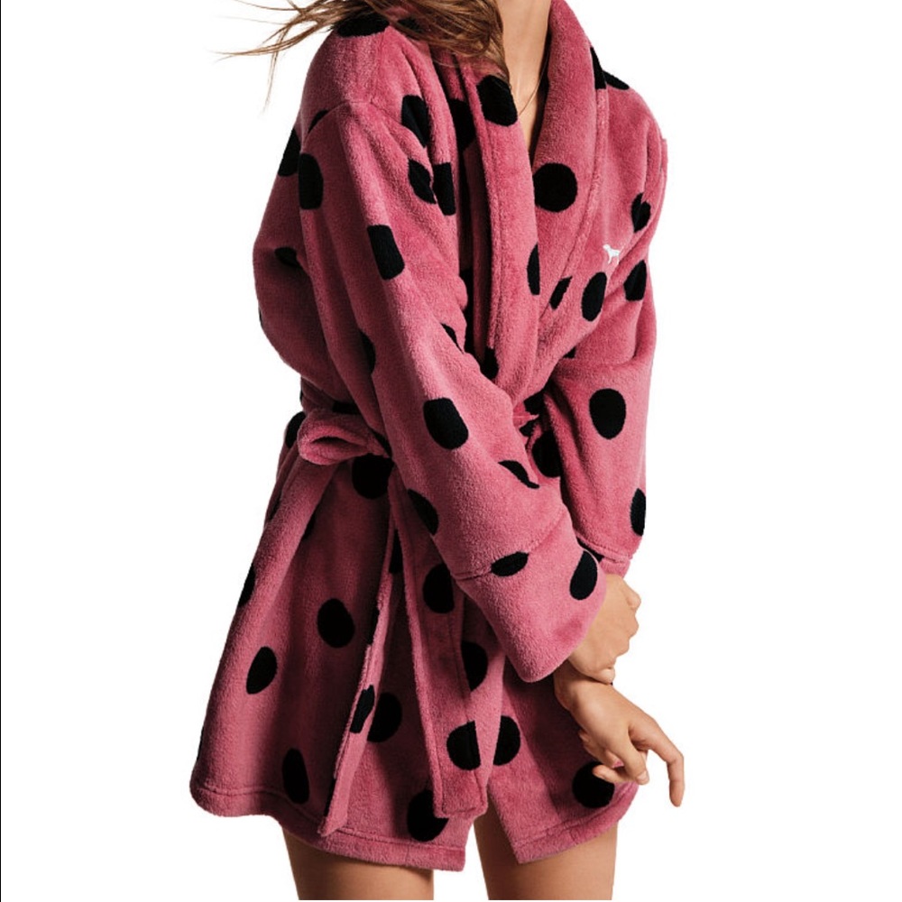 PINK Plush Robe NWOT⬇️ClosetCleanout⬇️
