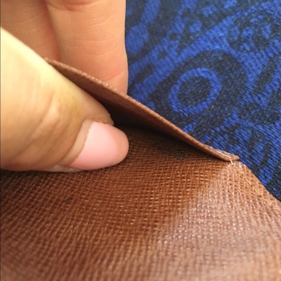 Louis Vuitton Wallet 💖 no trades ❌ - Picture 2 of 4