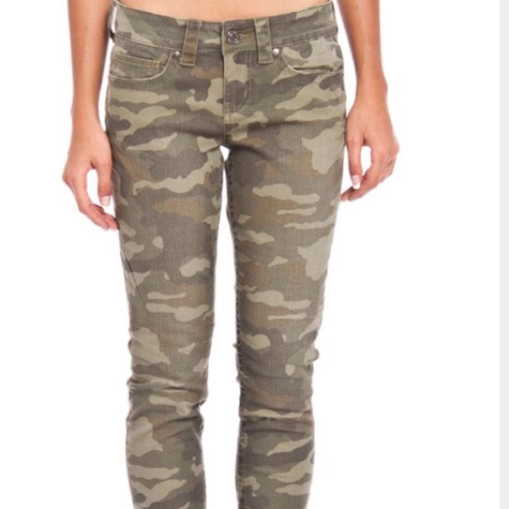 seven7 camo straight jeans